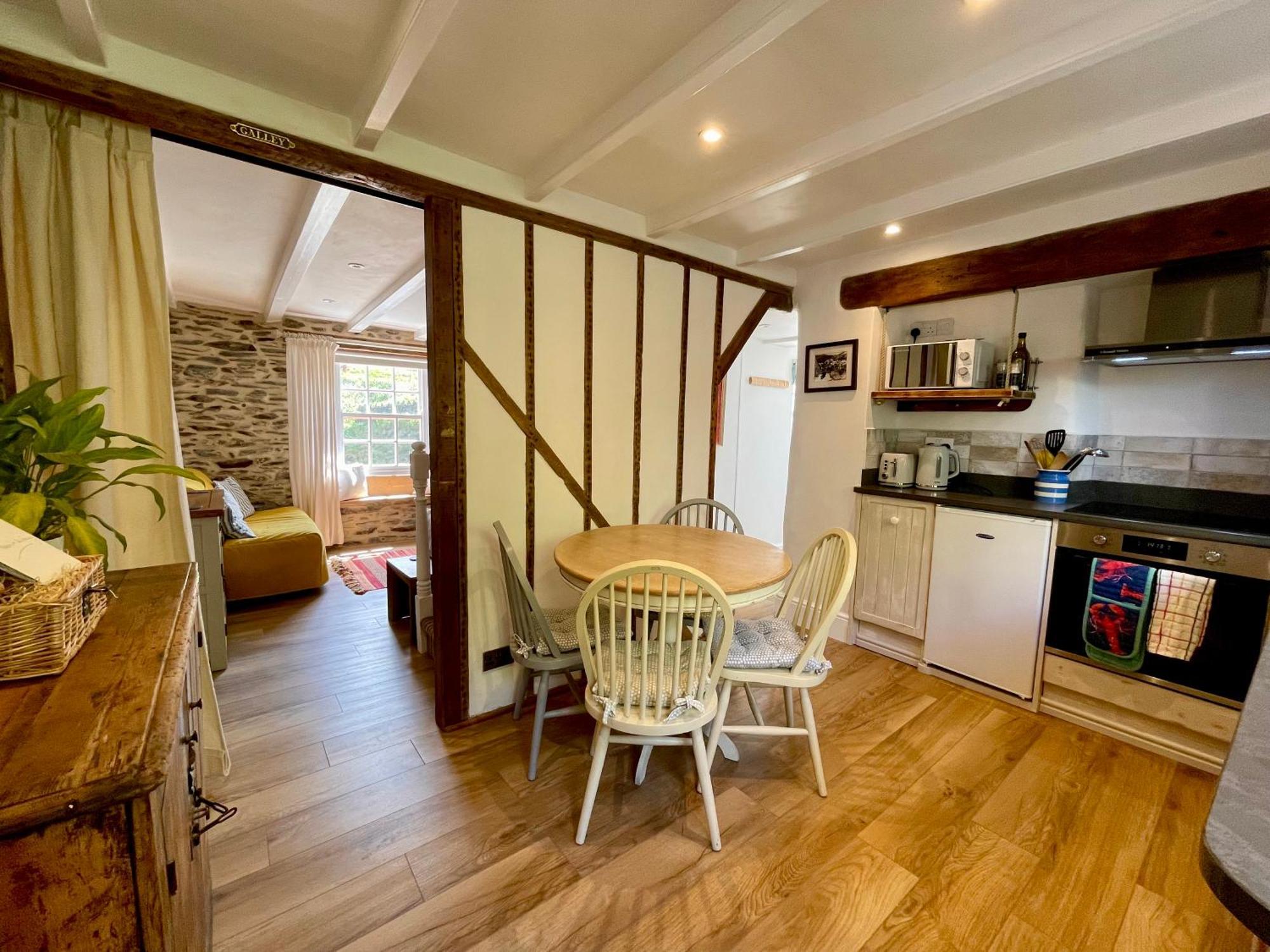 Unique Retreat - 2 Bedroom Cliff Top Cottage With Large Terrace Portloe Exterior photo